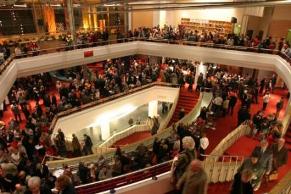 musical_theater_bremen_lobby.jpg